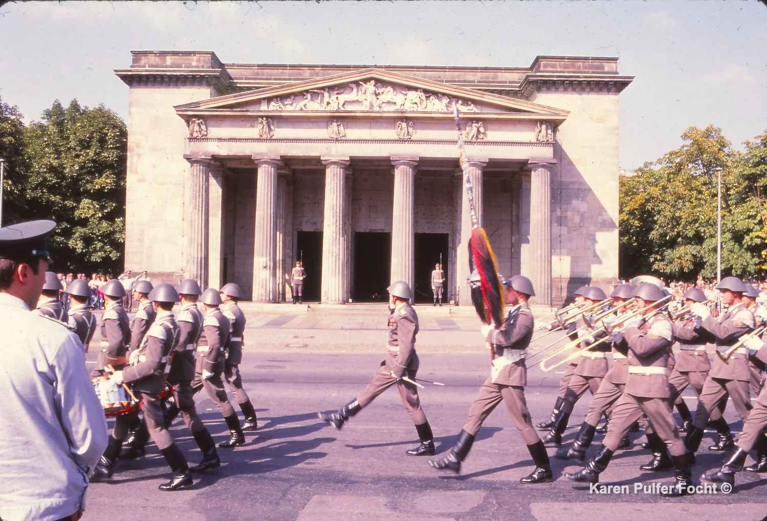 EAST BERLIN 1987  005 .JPG