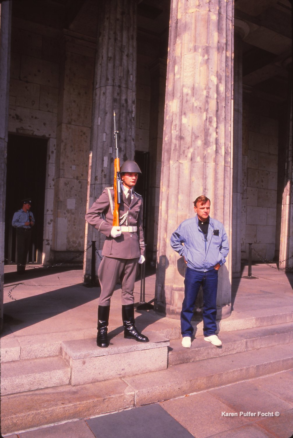 EAST BERLIN 1987  006 .JPG
