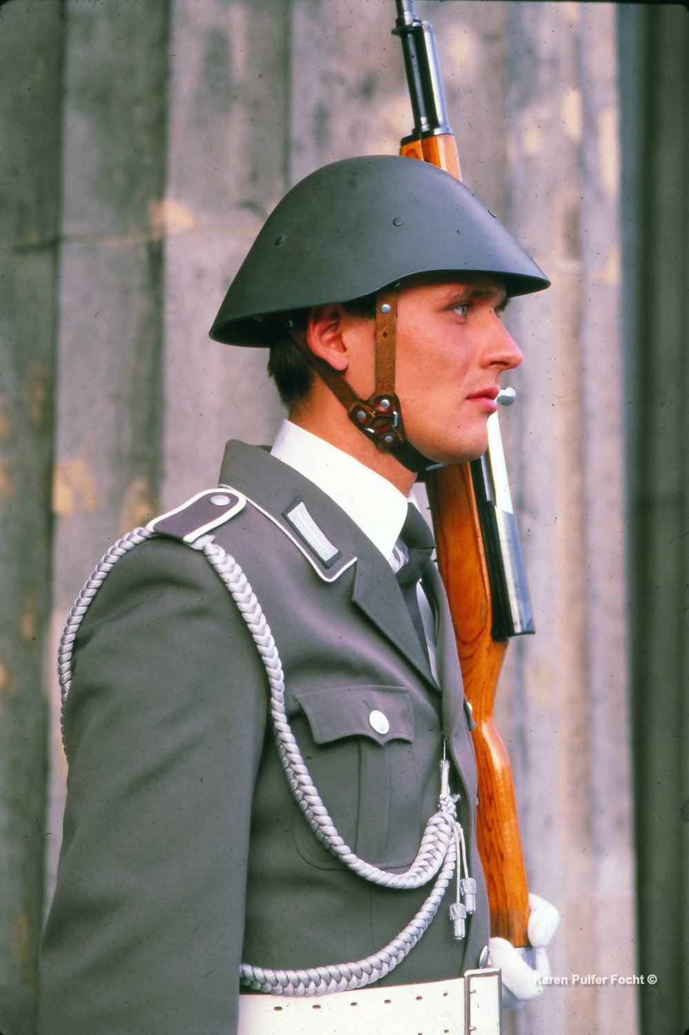 EAST BERLIN 1987  008 .JPG