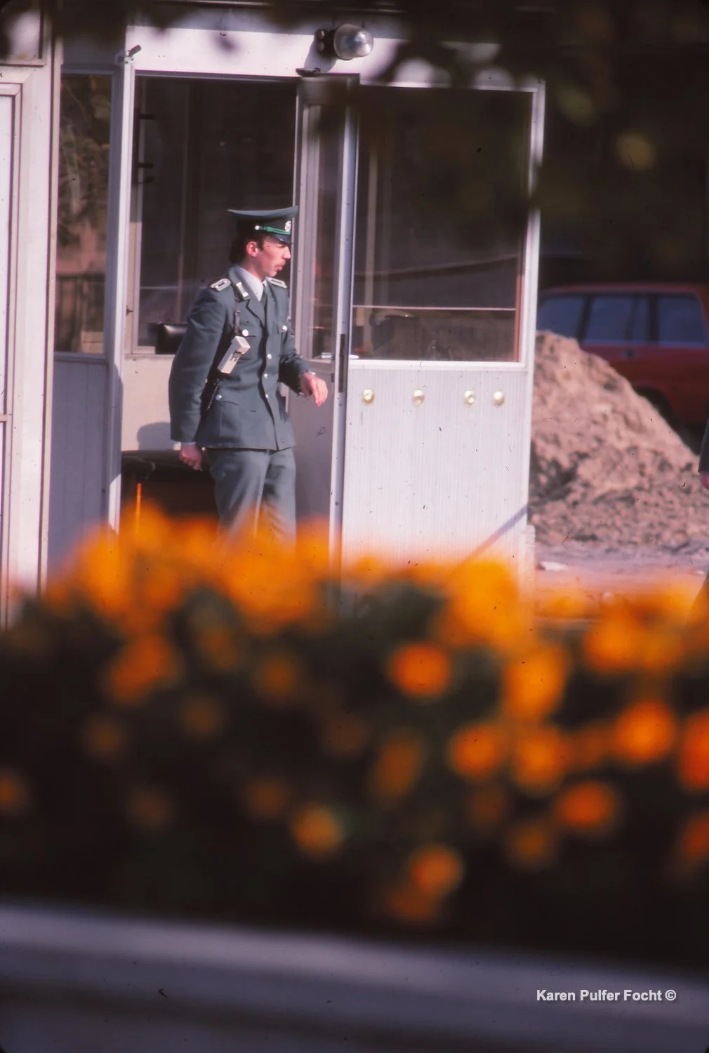 EAST BERLIN 1987  014 .JPG