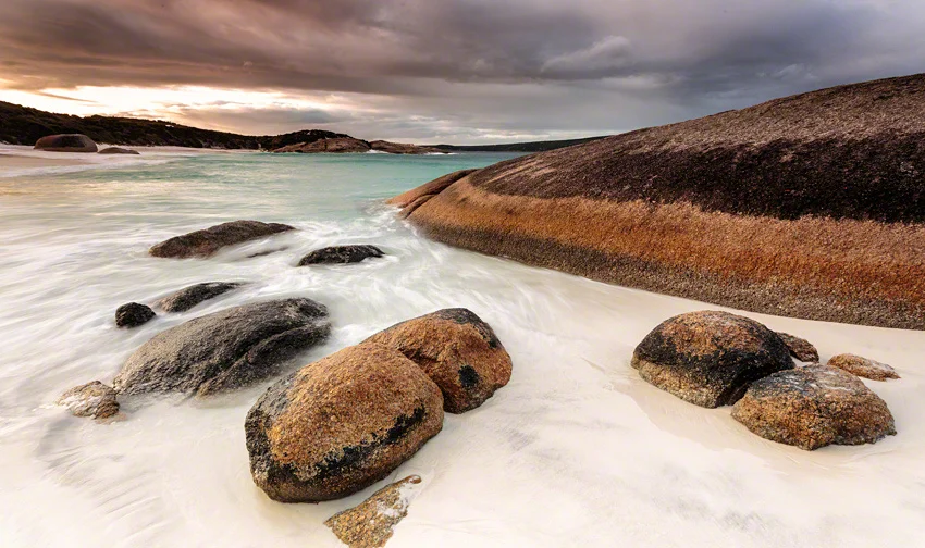 Canon 5D mkiii, 17-40 @ 17mm, f16, 0.6sec, ISO50