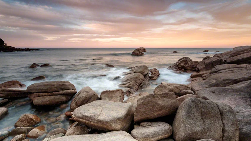 SHELLEY COVE - Canon 5D mkiii, 17-40 @ 17mm, f16, 3.2sec, ISO50