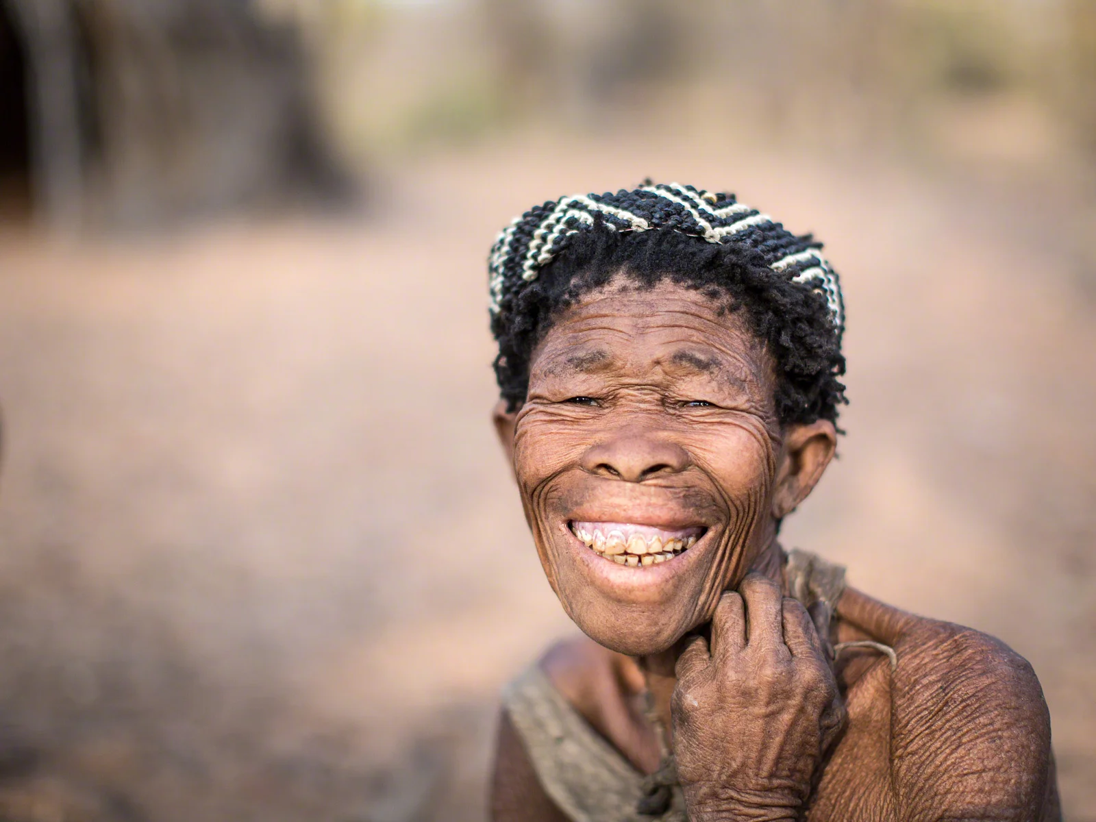 Canon 5D mk3, 50mm f1.2 @ f1.6, 1/320, ISO200