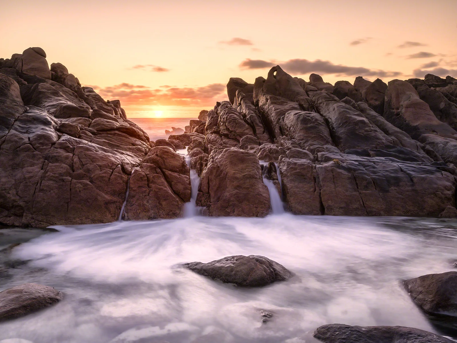 Pentax 645z, 28-45 @ 45, f11 , 4 sec, ISO 1 00