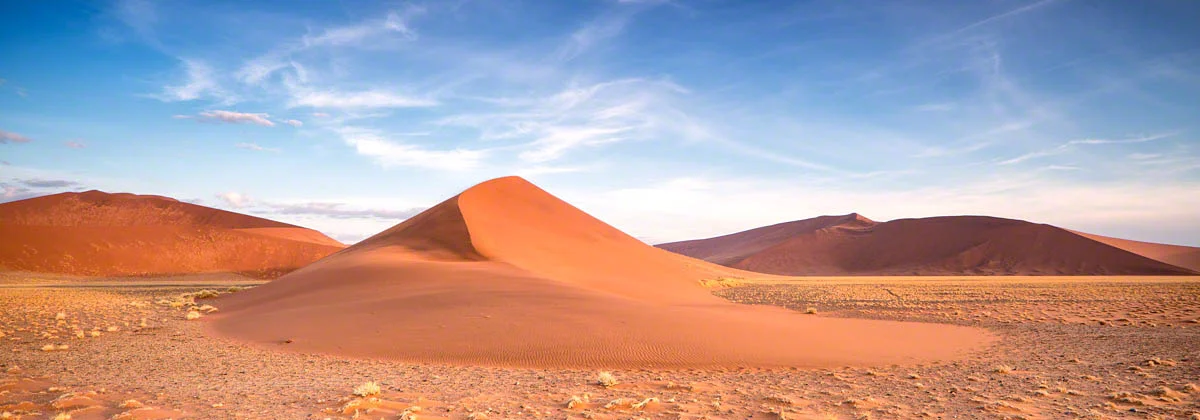Dunes (Stitched Panorama) - Canon 5D Mark III, TS-E24mm , f16, 1/5 sec, ISO 100