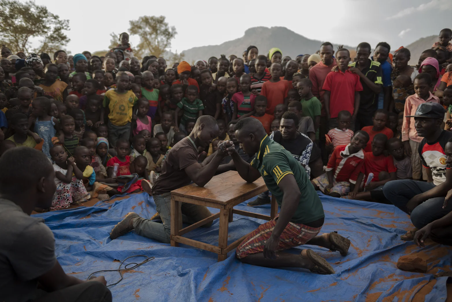 Arm wrestling in Magaseni