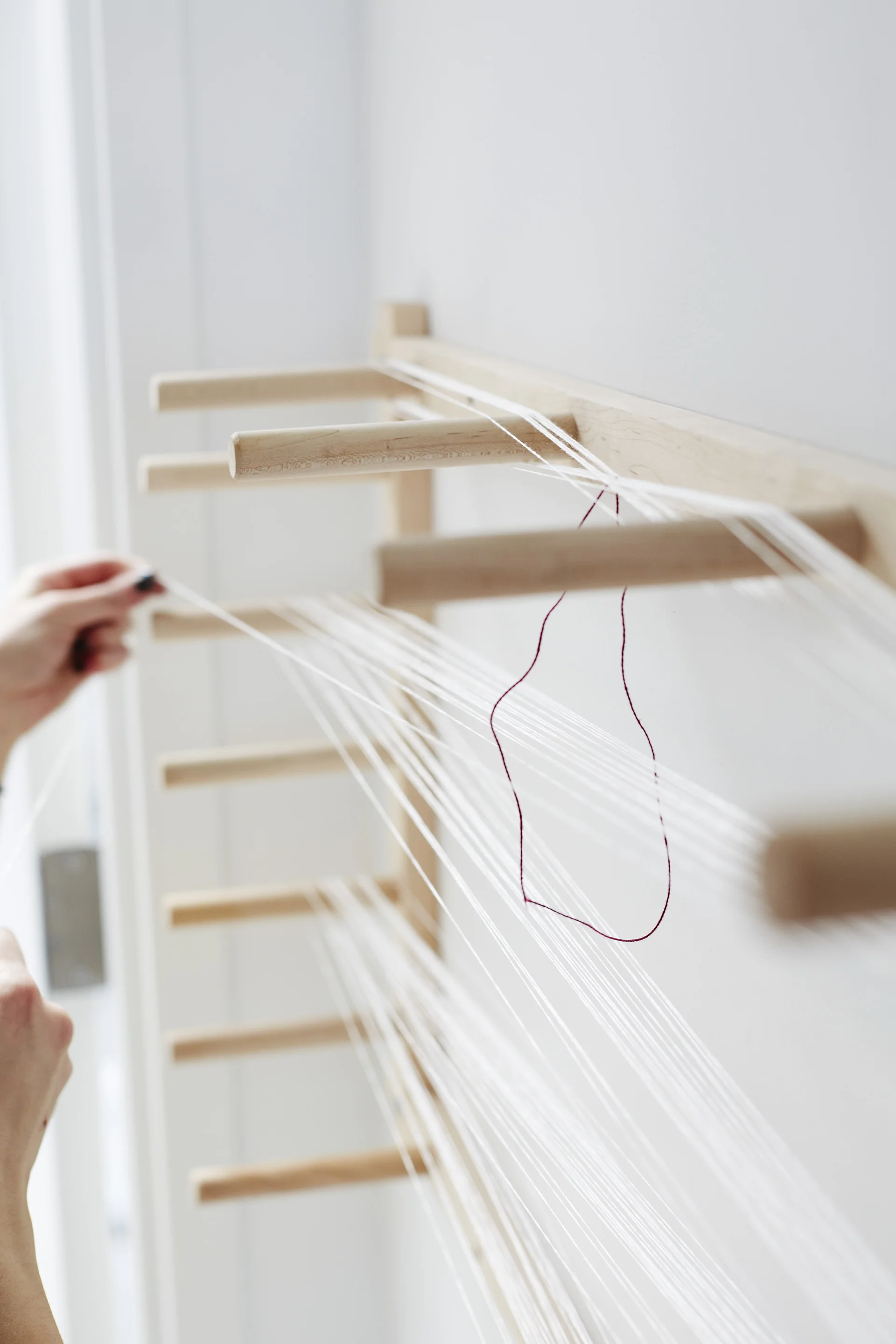 2015-04-16_West-Elm-Makers-Studio_S09-WeavingPortrait_0766.jpg