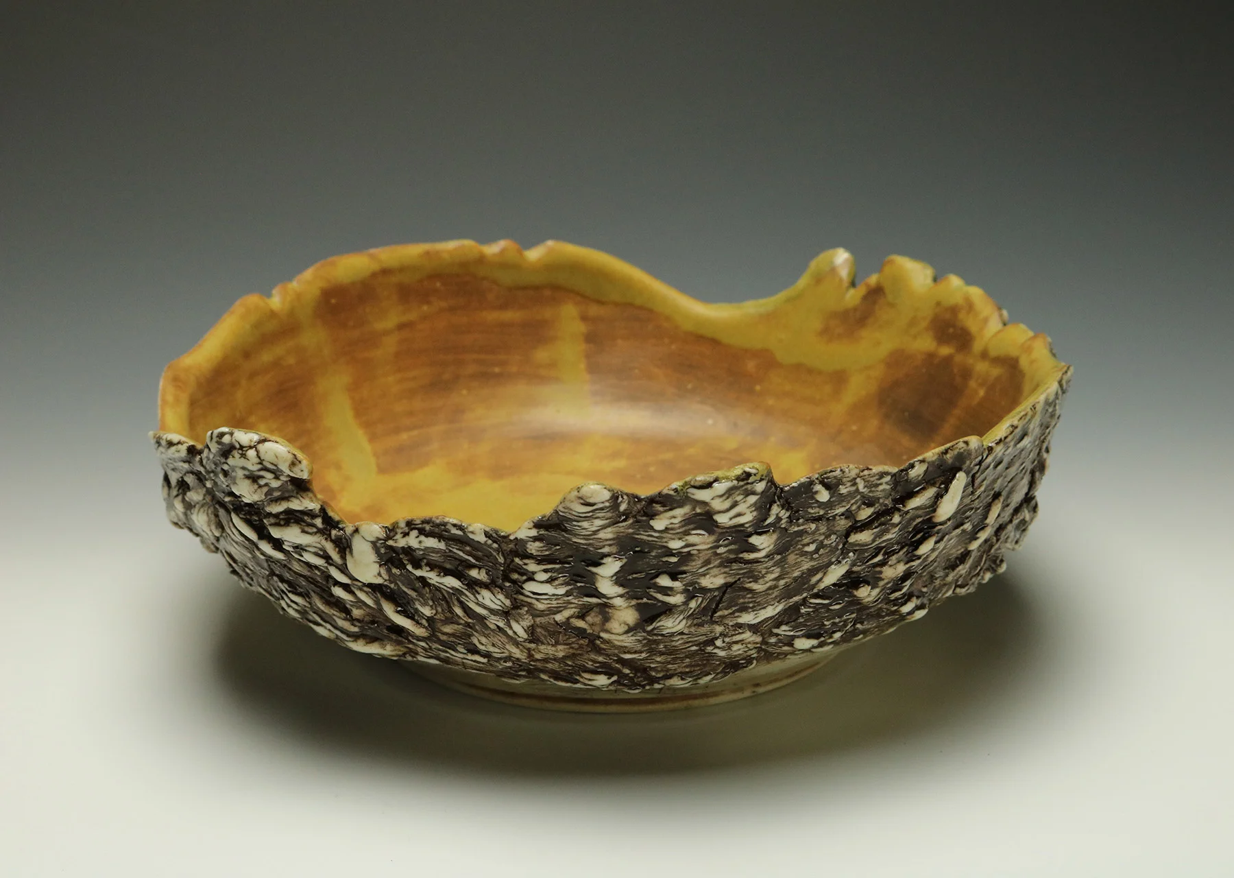 Cut edge Bark Serving Bowl 2