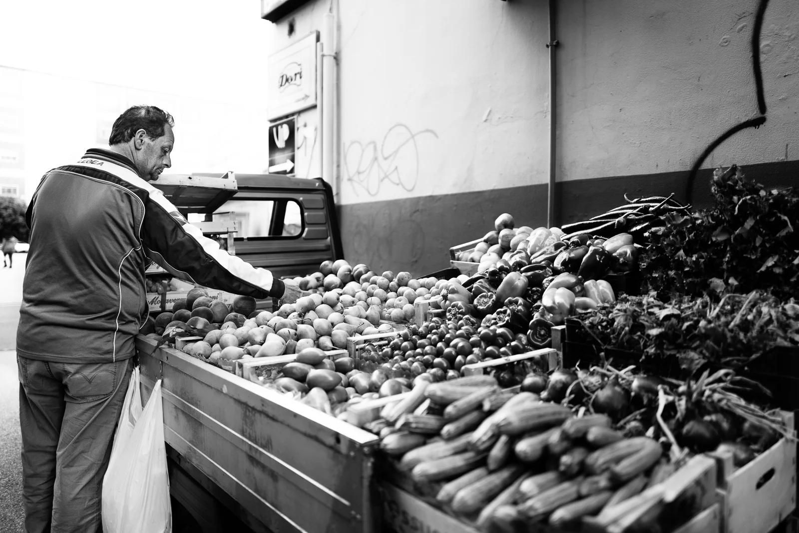 He was preparing his market stand