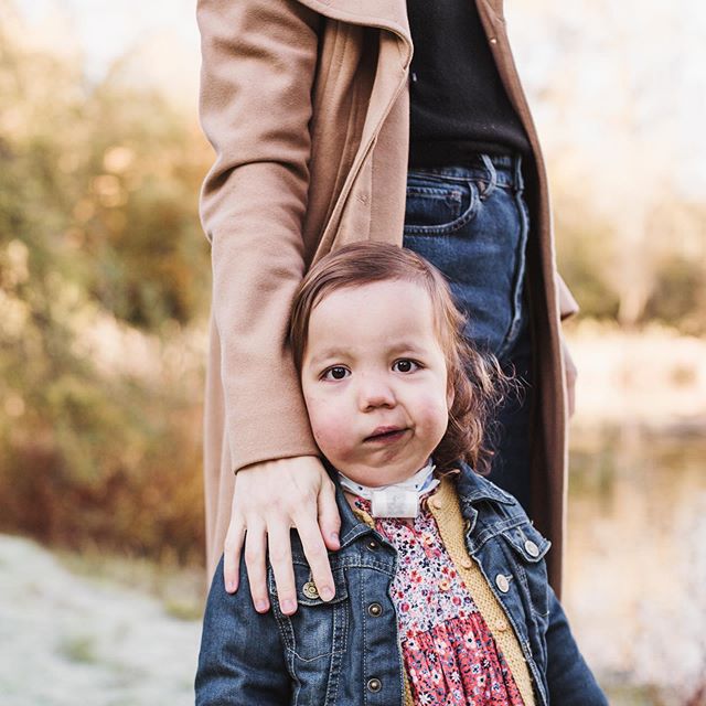 I get to meet so many kiddos in my line of work. I meet babies, toddlers, kids, teenagers... yesterday I photographed a family with 20-something year olds. ⁣
The best part about meeting so many kiddies, is that I meet soooo many differences. Kids in 