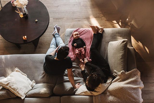 One shot from yesterday morning with these three...⁣
Mom + Dad asked me to come photograph them the day before the movers came to pick up all their boxes, the last day living in the house where their daughter was born. ⁣
⁣
I freakin&rsquo; love my jo