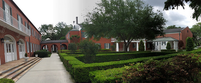 COURTYARD AT N.O.B.T.Seminaryby DWAYNE EWERS CREATIVE COMMONS FLICKR