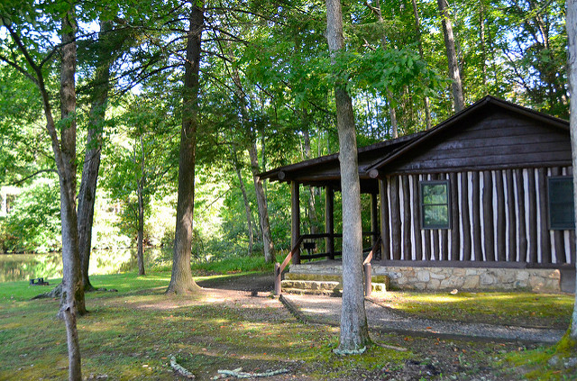 VIRGINIA STATE PARK BY CABIN 2 HM CREATIVE COMMONS FLICKR.COM