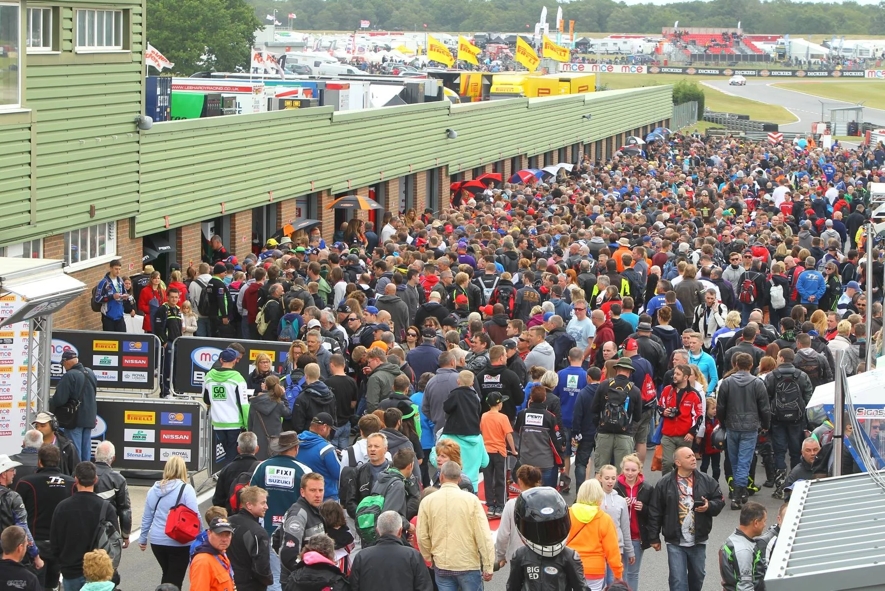 De BSB races worden altijd door een hoop publiek bezocht.