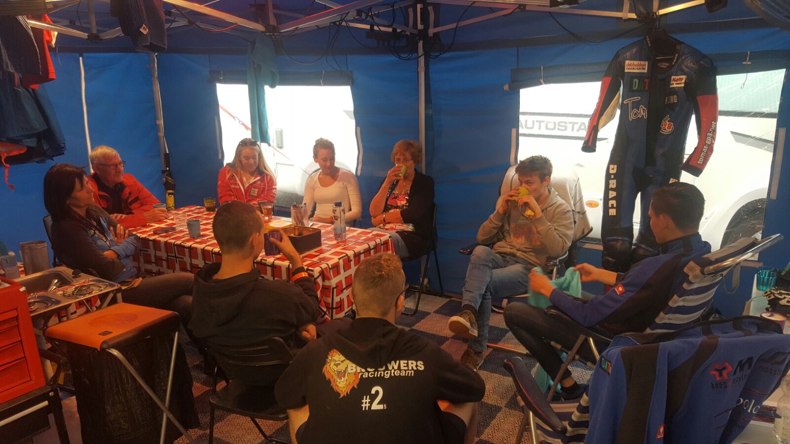 Always a lot of fun between sessions in our awning.