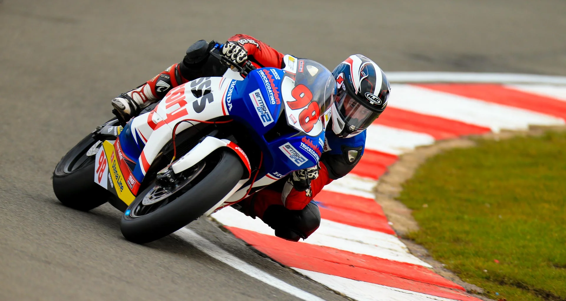  Moeilijke omstandigheden dit weekend, koud en nat. Photo credit: Raceline Images