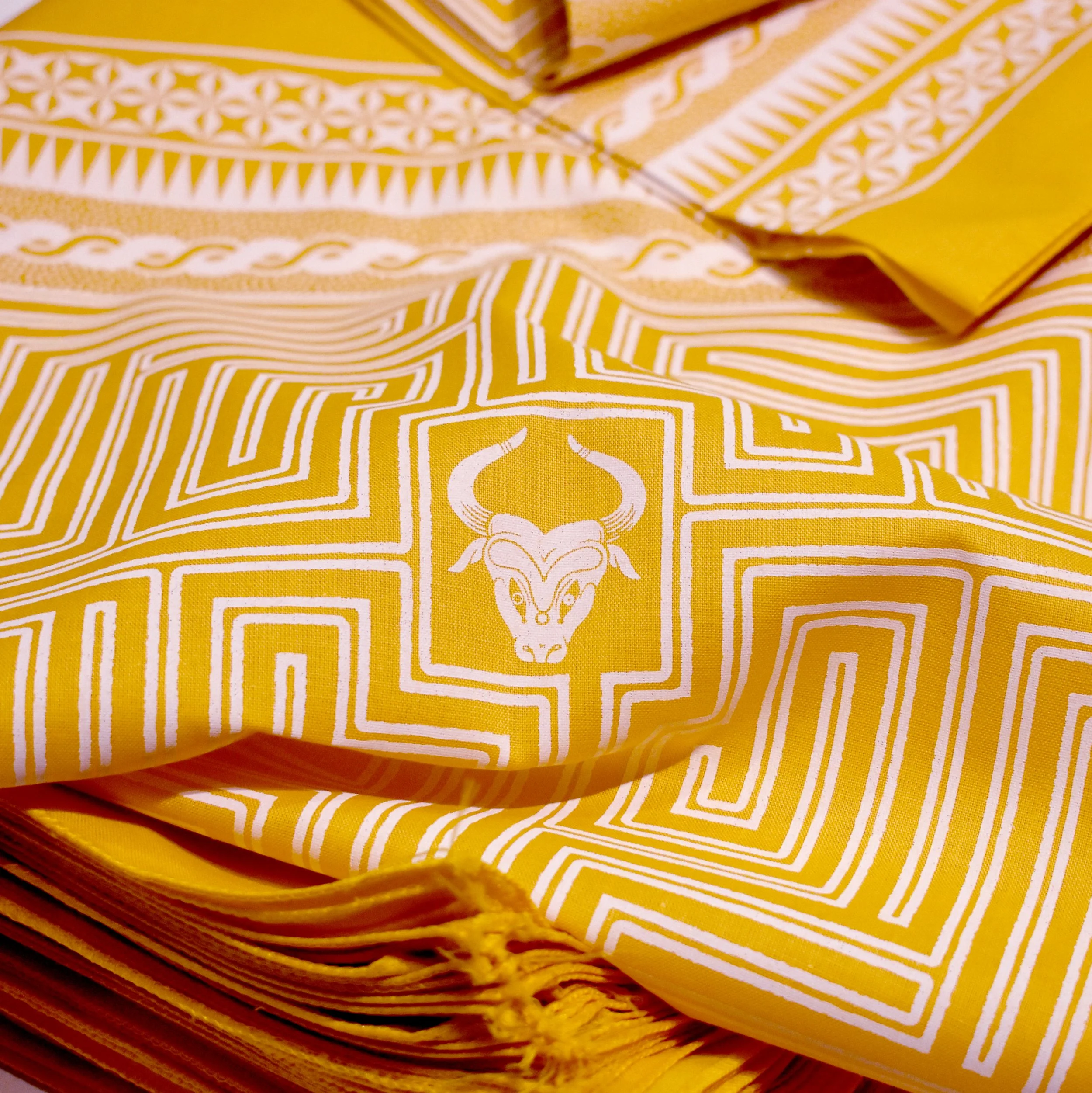 Labyrinth bandana det2.JPG