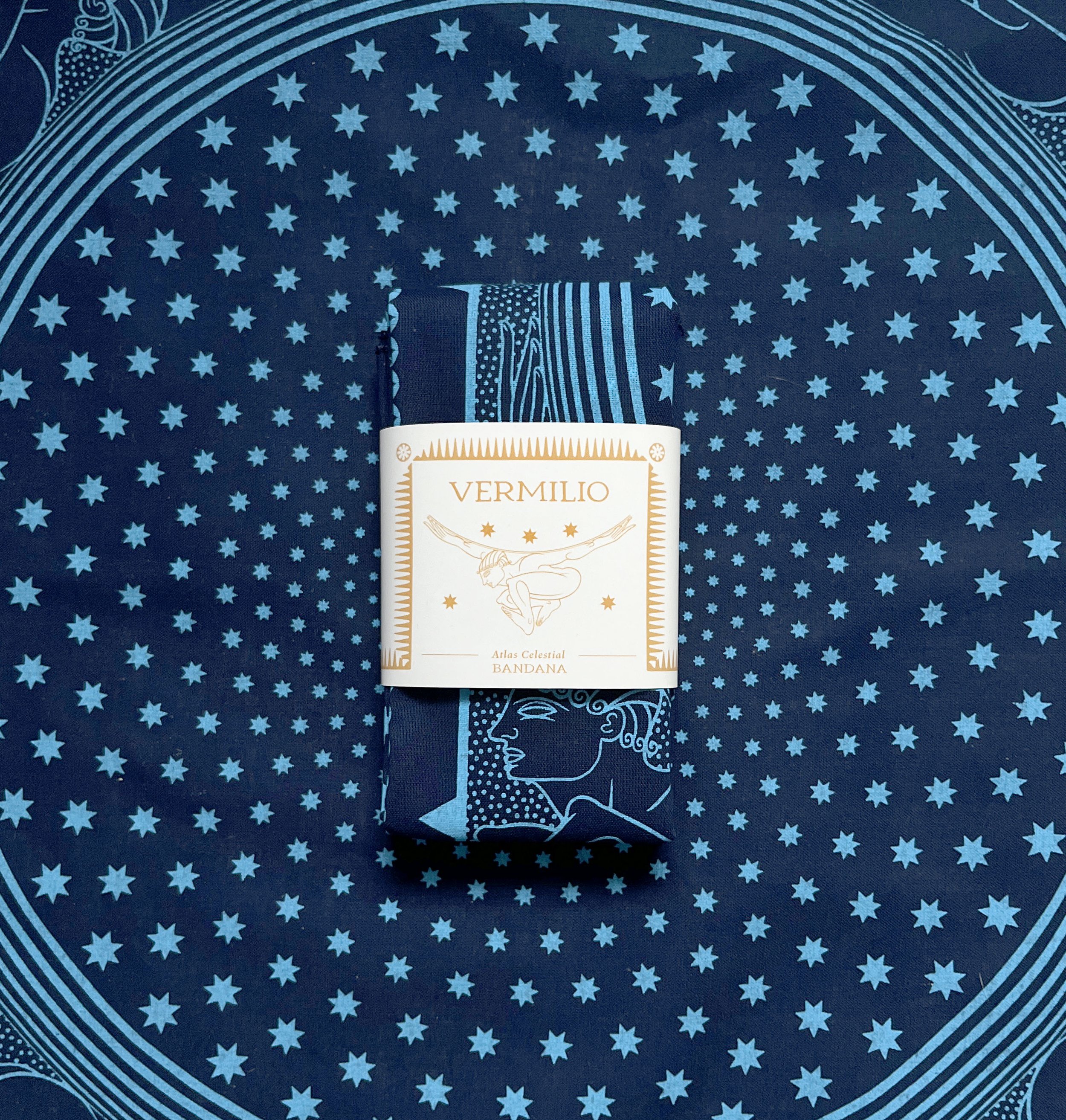 Atlas bandana det.JPG