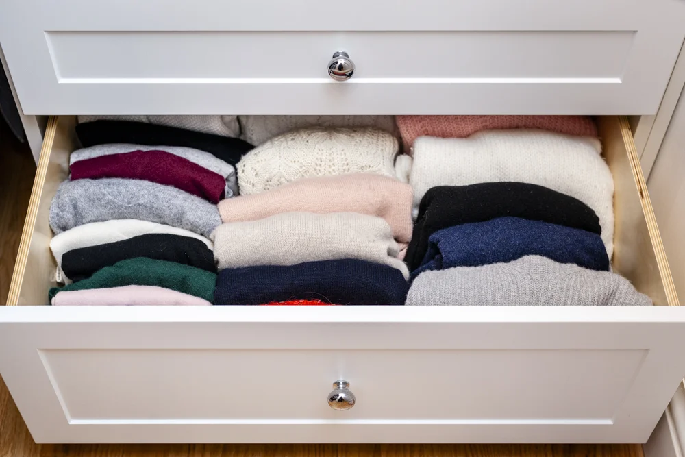 Yes, I do the KonMari fold - it really does work well!