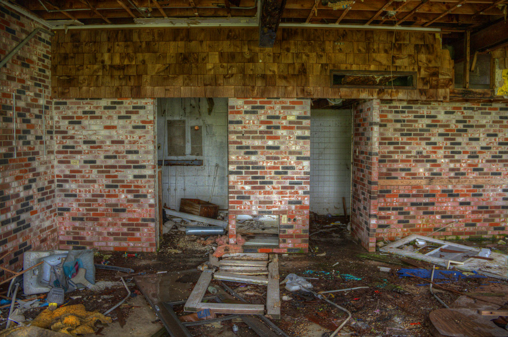 IMG_7615_6_7_tonemapped.jpg