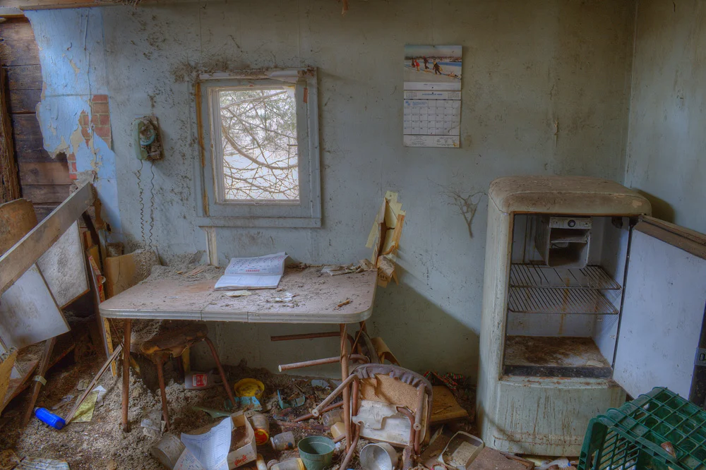 IMG_3725_6_7_tonemapped.jpg