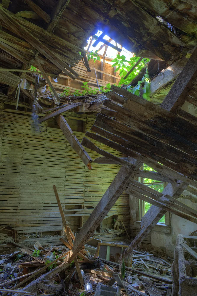 IMG_6199_200_201_tonemapped.jpg