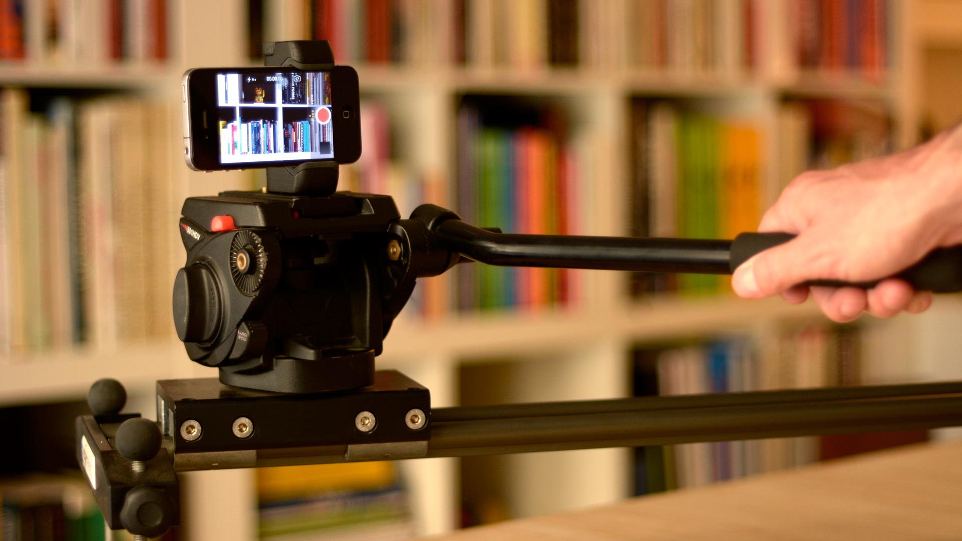 Shoulderpod G1 iphone mount on slider