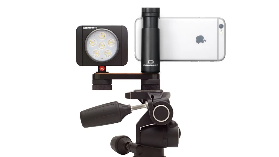 Shoulderpod R2 Tripod Rig iphone light