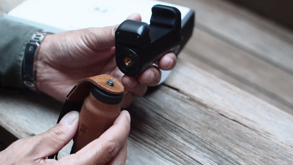 Handle and grip for iPhone 7 + plus
