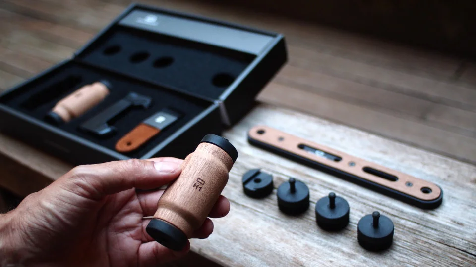 Shoulderpod now available in Switzerland