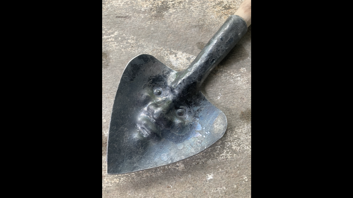 CA1DA053-295F-4A74-B908-78A738065E30