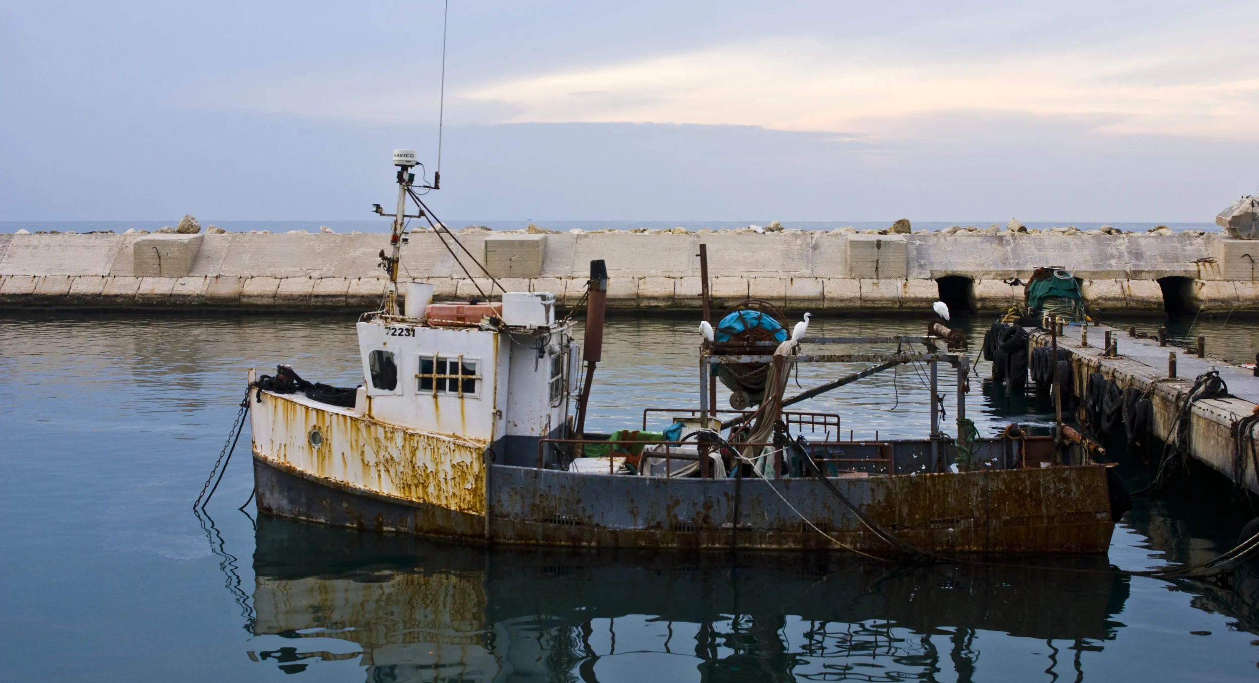 rustyboat copy.jpg