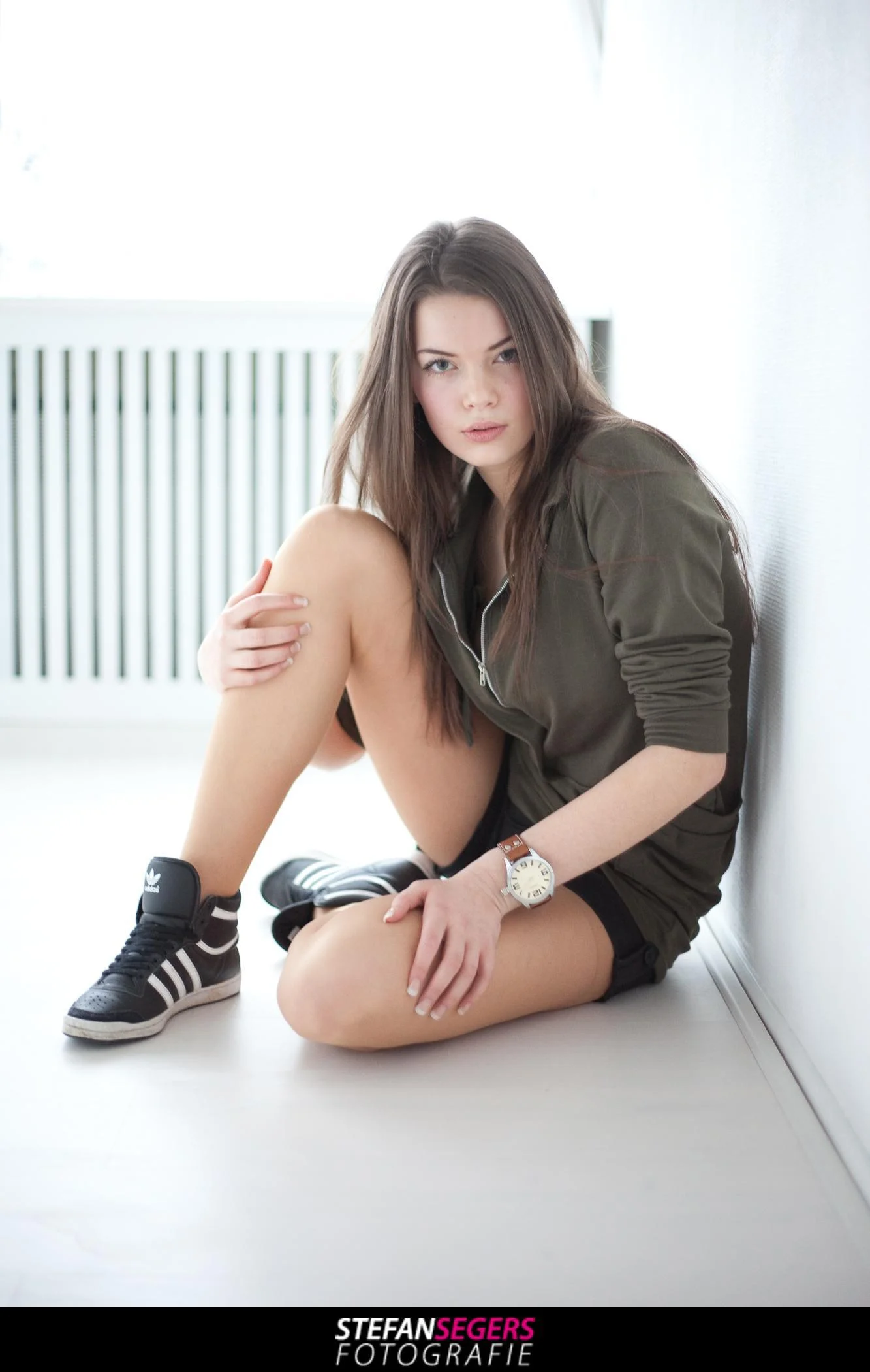 Model Laela