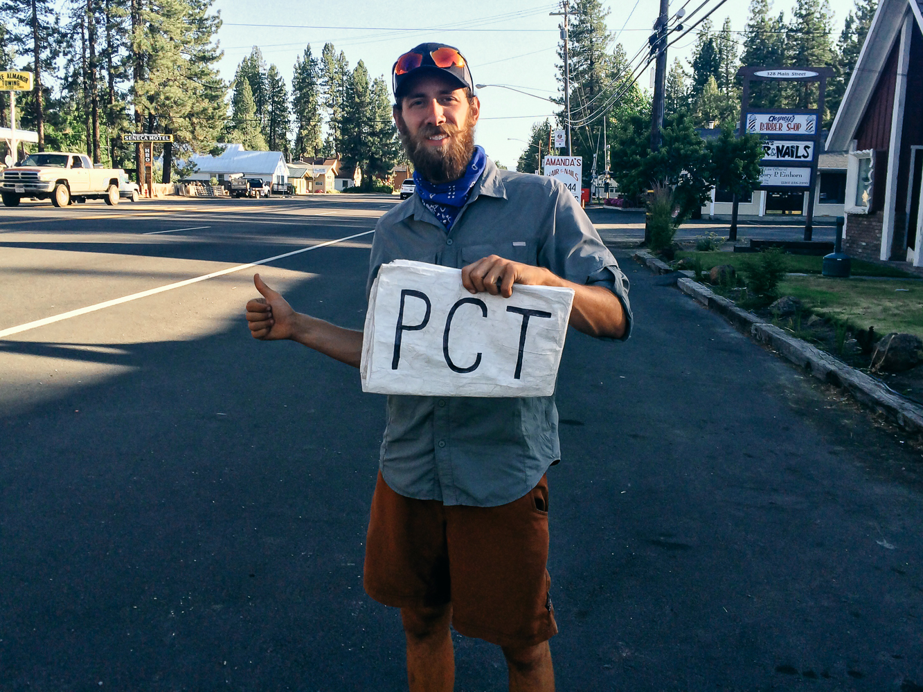 Dan (Soapbox) trying to hitch out of Chester, CA.
