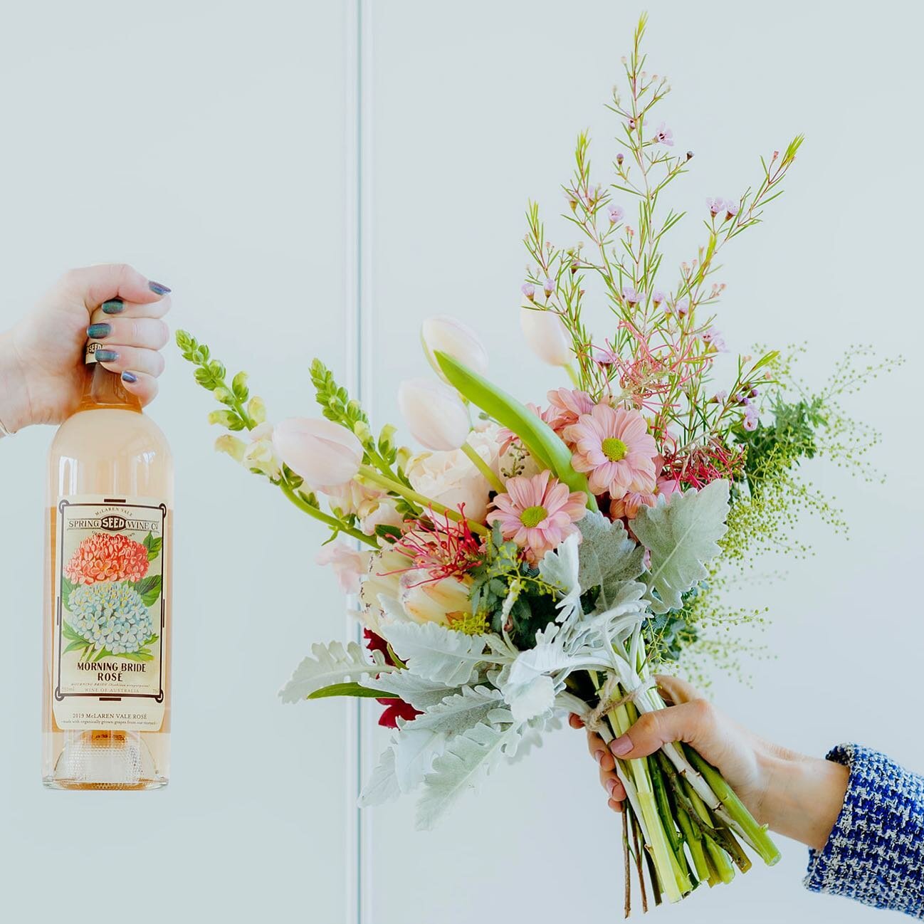 First Friday of Spring! Already?! 

@organicwineaustralia marking Organic Awareness Month at @found_kitchens.

#cheerstothat #photoshoot #passionfolk