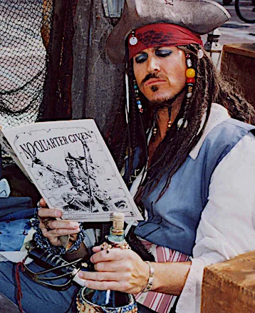 reading pirate small.jpg