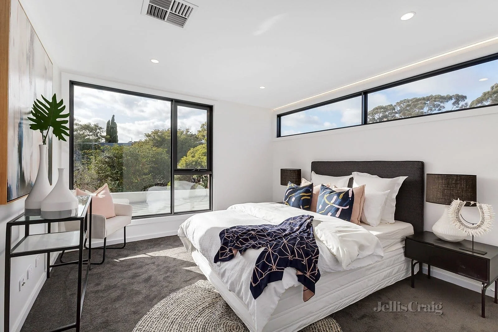 U2 Bedroom 1.jpg