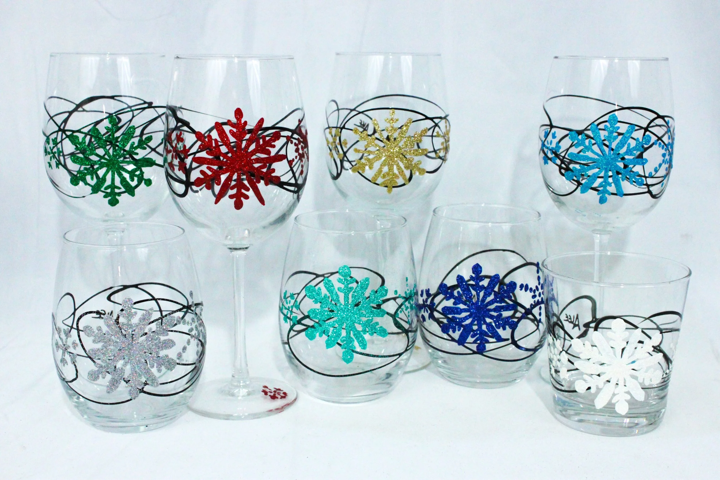 snowflake wine glasses holiday glasses winter wine glasses.jpg