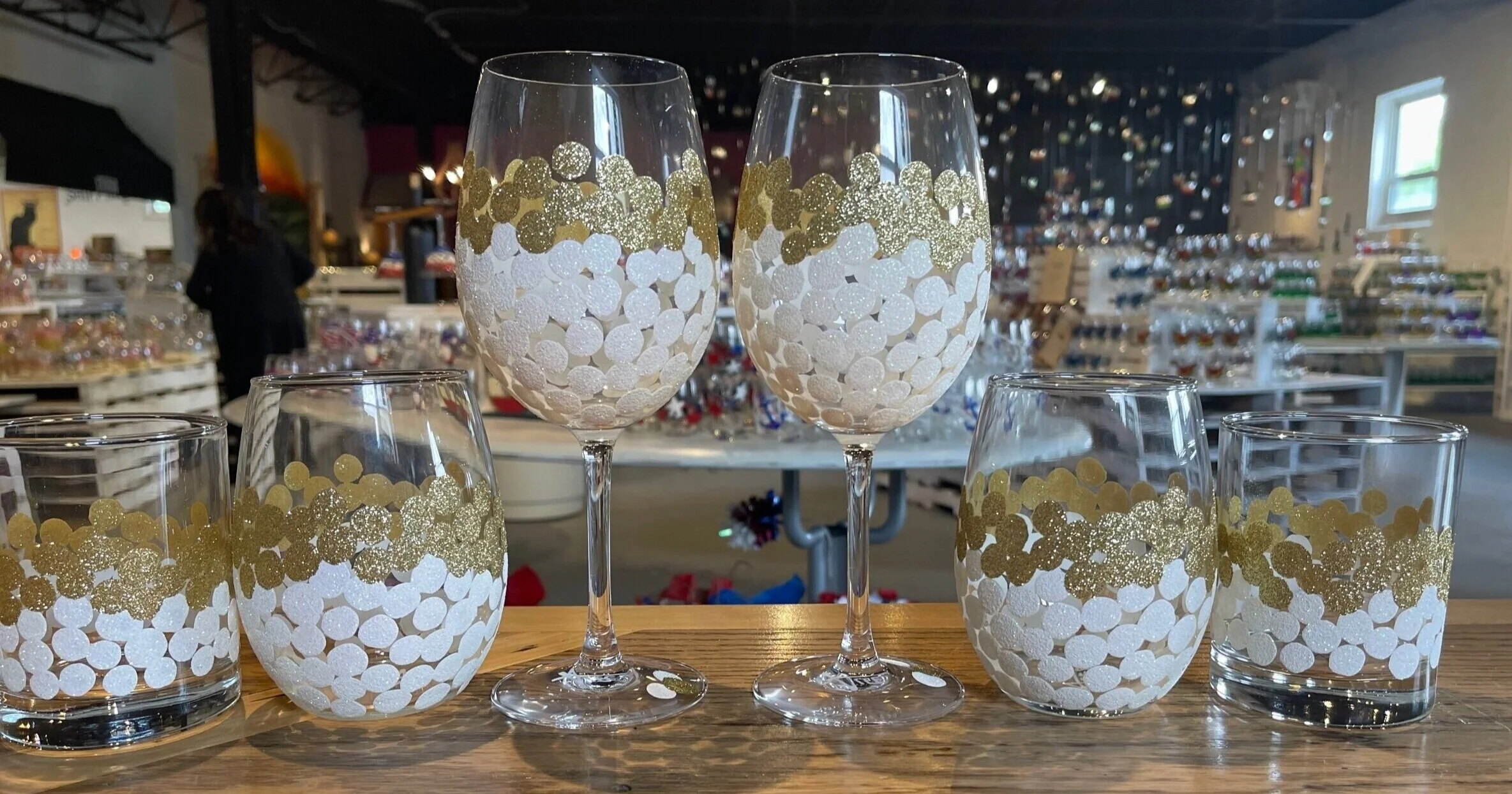 8CE4BF7A-2B25-4FFE-B00C-000C898523CD