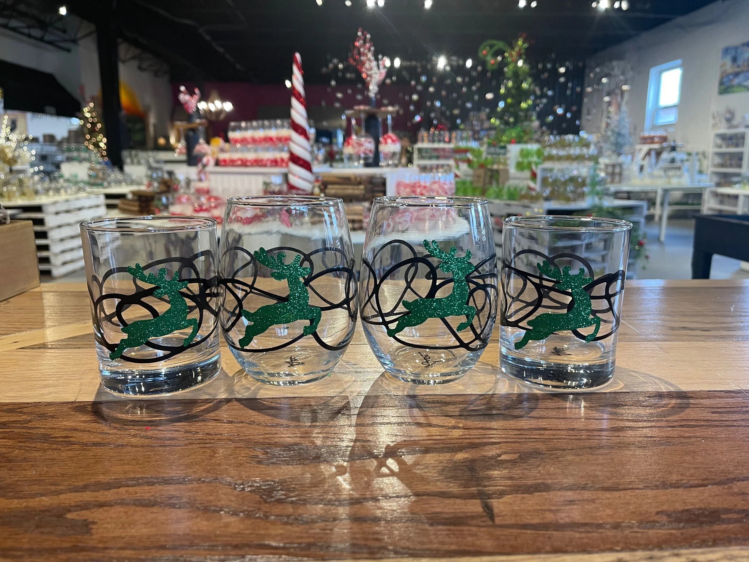 901252EF-42C9-4D63-BBBD-479630887555