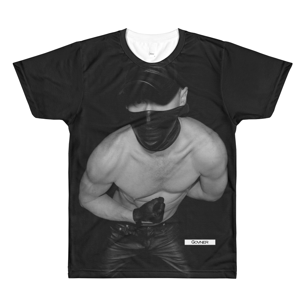 Hood-tshirt-front_whtie-govner-tag_Black-Blue-Ombre_whtie-govner-tag_mockup_Flat-Front_White.png