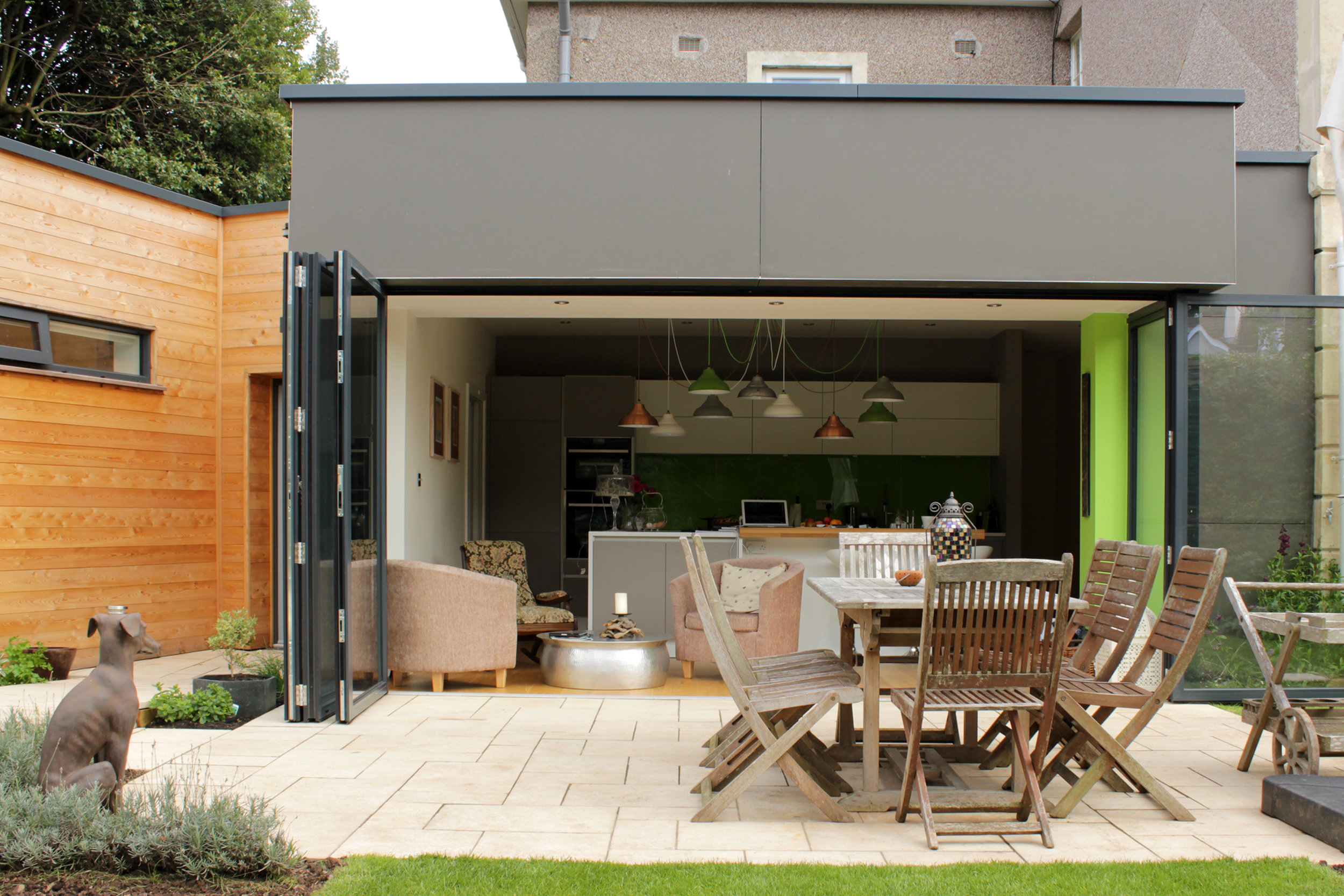 Annex in Redland