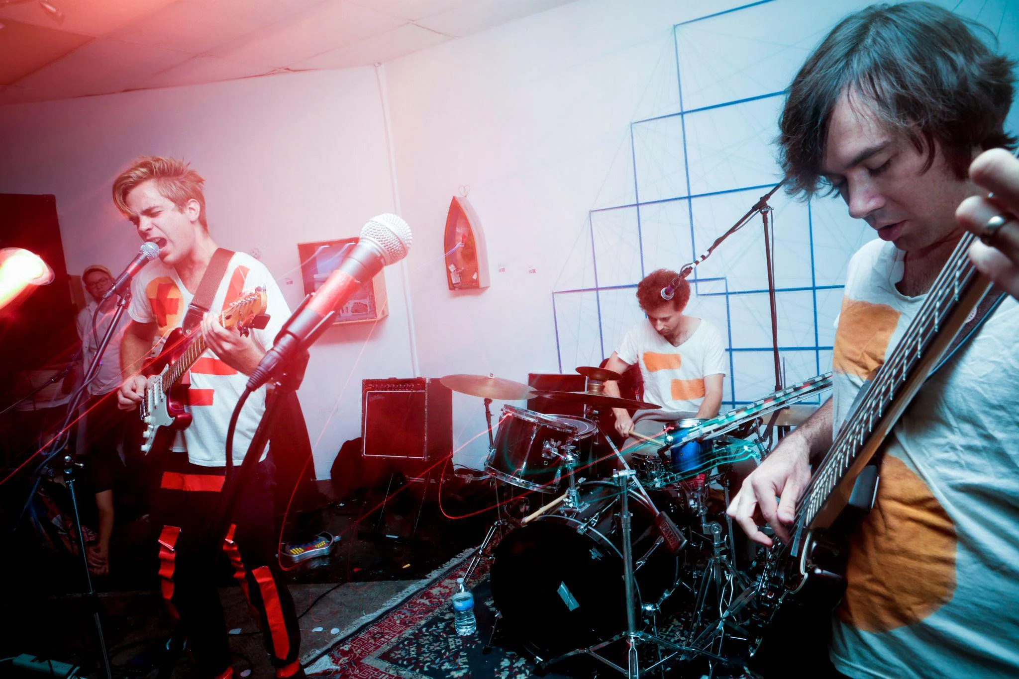 Falsetto Teeth's BOILING HIGH IDOL Sizzles in the Surreal 