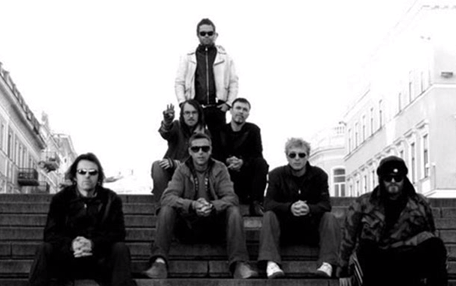 Apollo 440 - Dude descending a Staircase