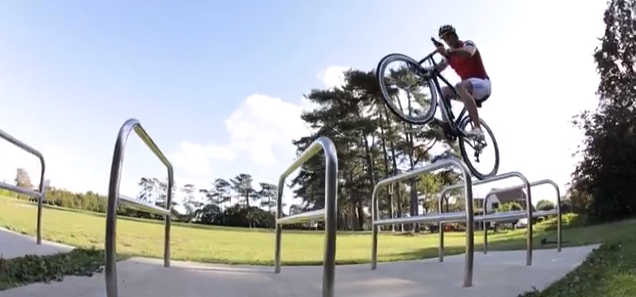  Martyn Ashton - Road Bike Party