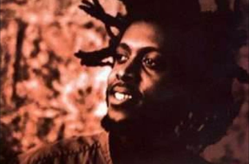 INI KAMOZE - Here Comes The Hotstepper