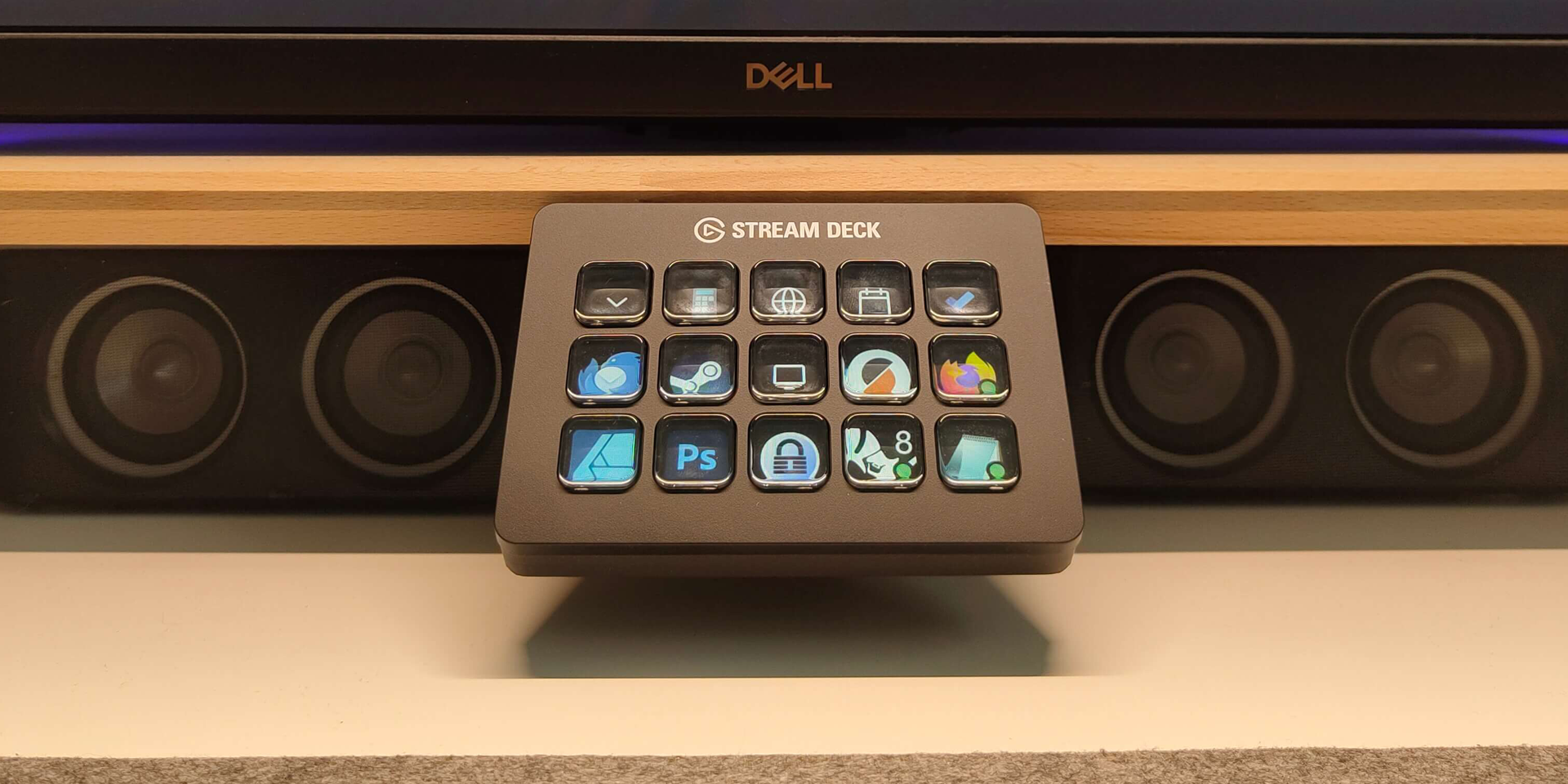 StreamDeck45DegreeMount_05.png