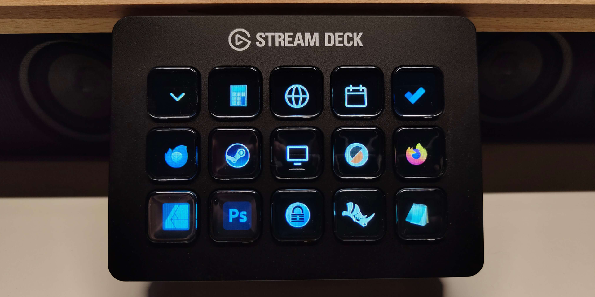 StreamDeck45DegreeMount_06.png