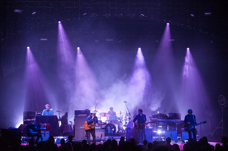  Wilco - Star Wars Tour; Photo: Andrew Blackstein; Lighting Design: Jeremy Roth 