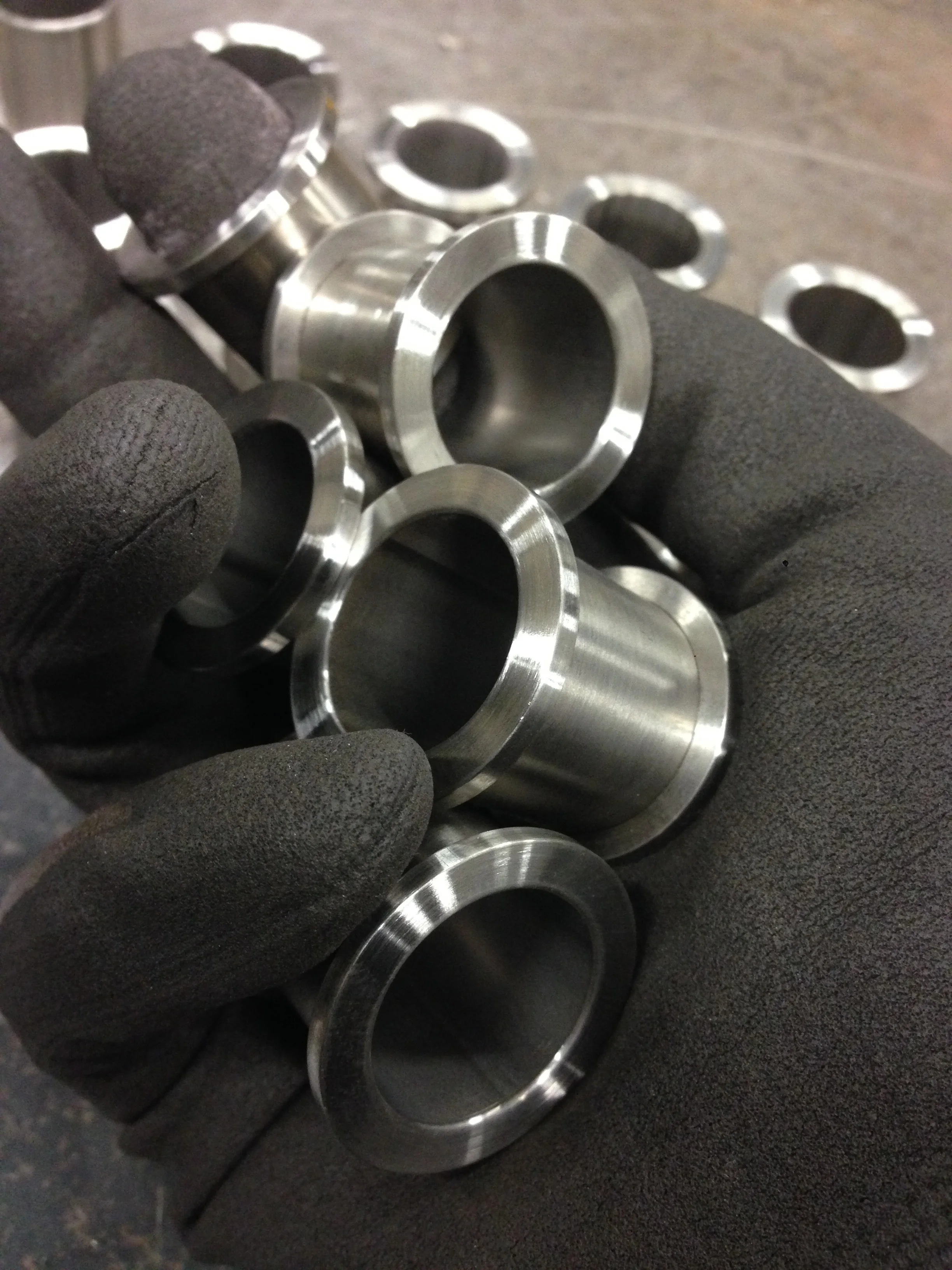 OVERSIZED RIVETS FOR JOINING INDUSTRIAL FELT